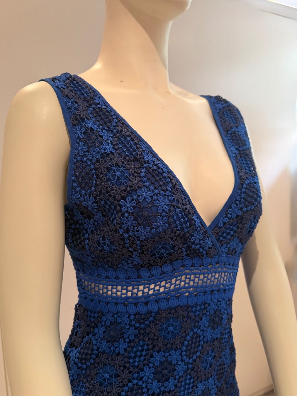 Sandro Kleider: Superbe robe Sandro 36 – Neu (gemäss Beschreibung) aus Genève von fto_sz8d 7