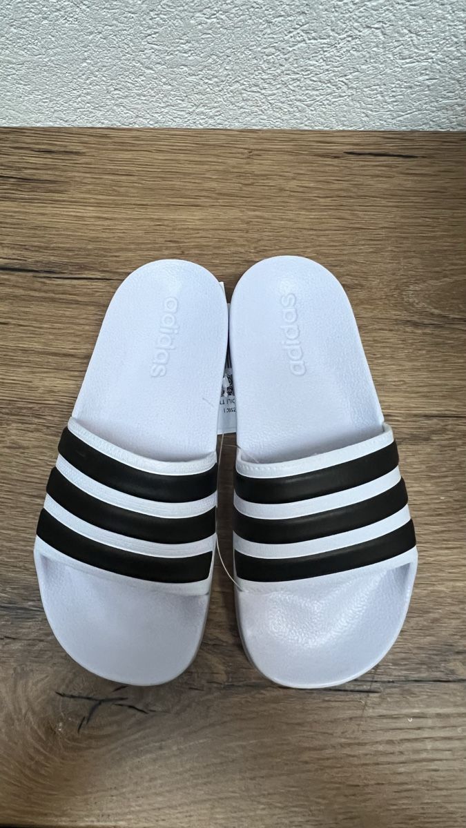 Adidas Scarpe da uomo: Original Adidas Adilette Shower Gr. 37 – Nuovo e nell'imballaggio originale da Visp venduto da bluenero 1