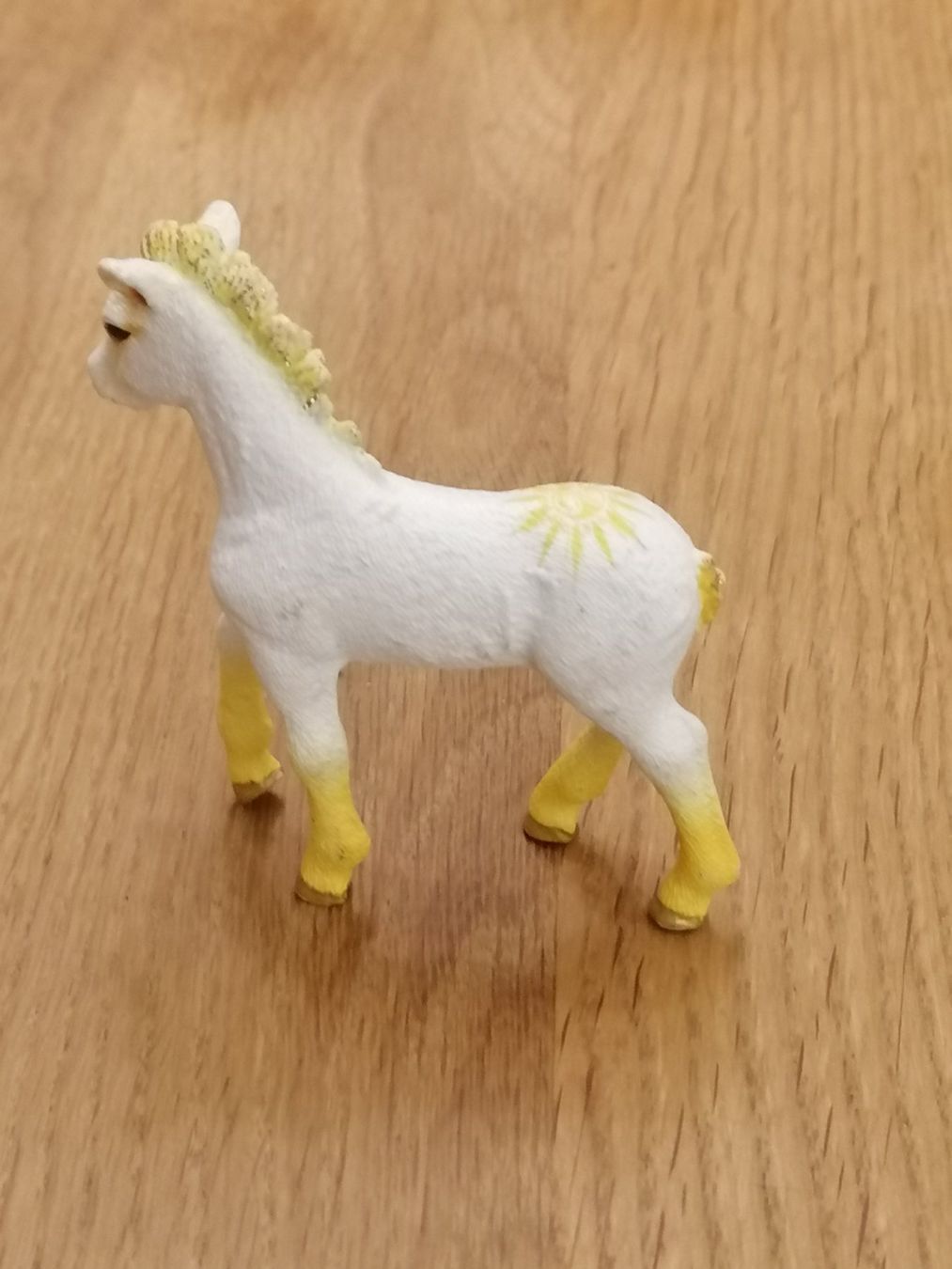 Schleich Statuette: Schleich Fohlen Bayala - Tierfigur – Usato da Basel venduto da vintagecollector 1