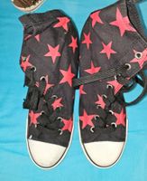 Sneaker mit Sternen