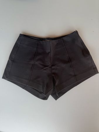Short noir taille haute 38