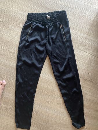 Hosen schwarz Marke Zebra Groesse XS Seide Look neu