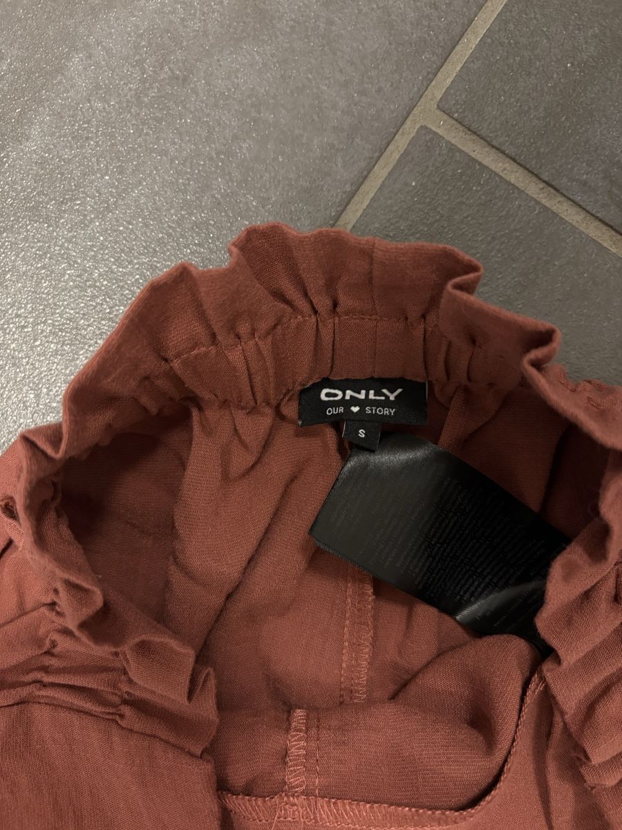 Only Hosen: ONLY Stoffhose S – Gebraucht aus Rümlang von svent 2