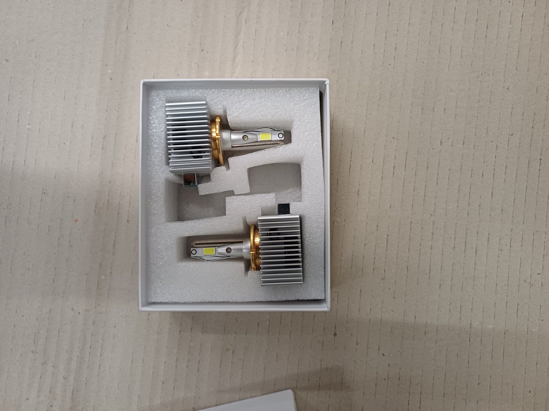 Fari: D3S Led neu – Usato da Oensingen venduto da smi_s5cm 4
