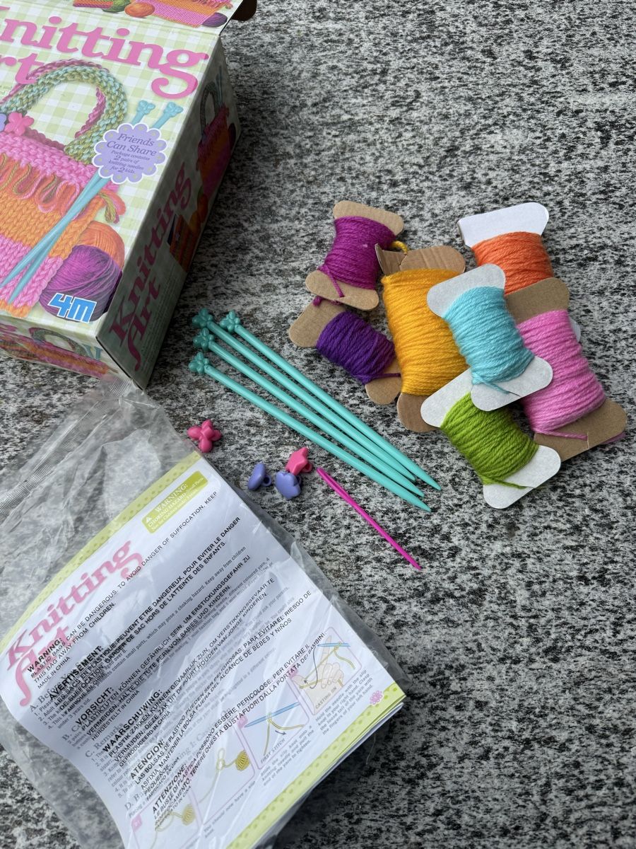 Kit bricolage: Kit per maglia per bambini con aghi plastica – Nuovo e nell'imballaggio originale da Roveredo GR venduto da ang_cc9l 2