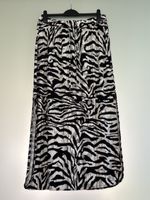 Maxi-Rock mit Zebra-Muster, Schlitz, Grösse M/L, Sommer