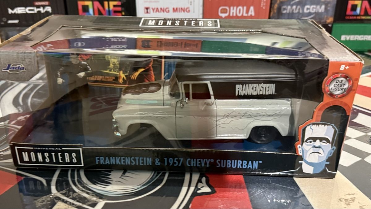 Jada Toys Modellini d'auto: Universal Monsters Frankenstein & 1957 Chevy Suburban – Nuovo e nell'imballaggio originale da Basel venduto da Zomeg 4