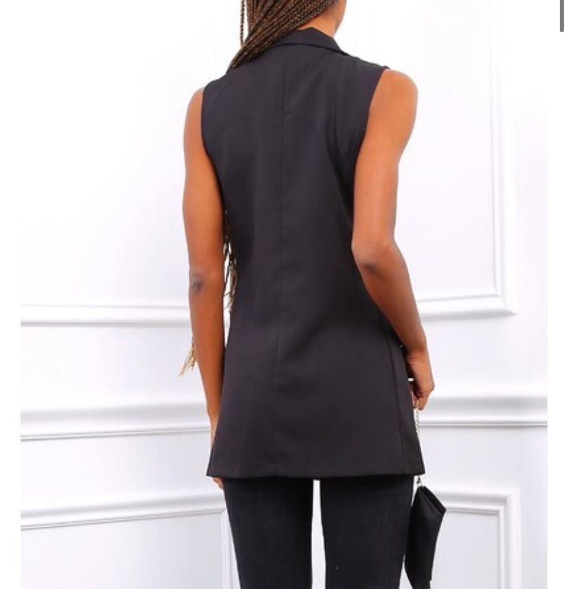 Top: Blazer noir sans manches avec petit sac – Nuovo e nell'imballaggio originale da Petit-Lancy venduto da mina222 1