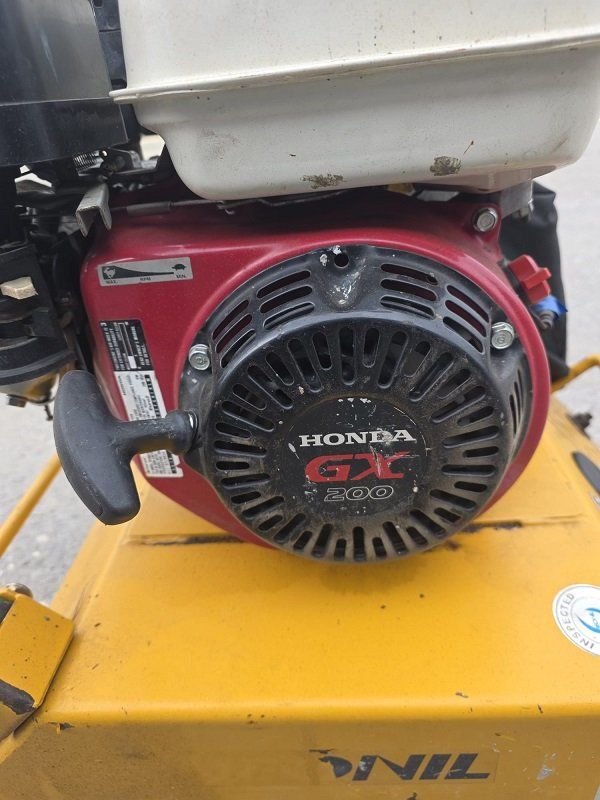 Tutte le macchine: Vibro - Platte mit Honda - Motor – Usato da Schwarzenegg venduto da Stakro 4