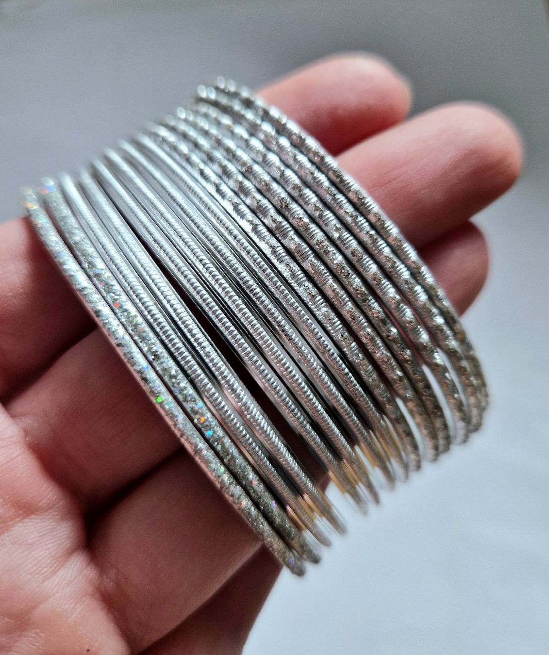 Armbänder & -reifen: Armreifen, Armschmuck, Armringe, Schmuck, Modeschmuck – Neu und originalverpackt aus Hettlingen von exp_p7b2 6