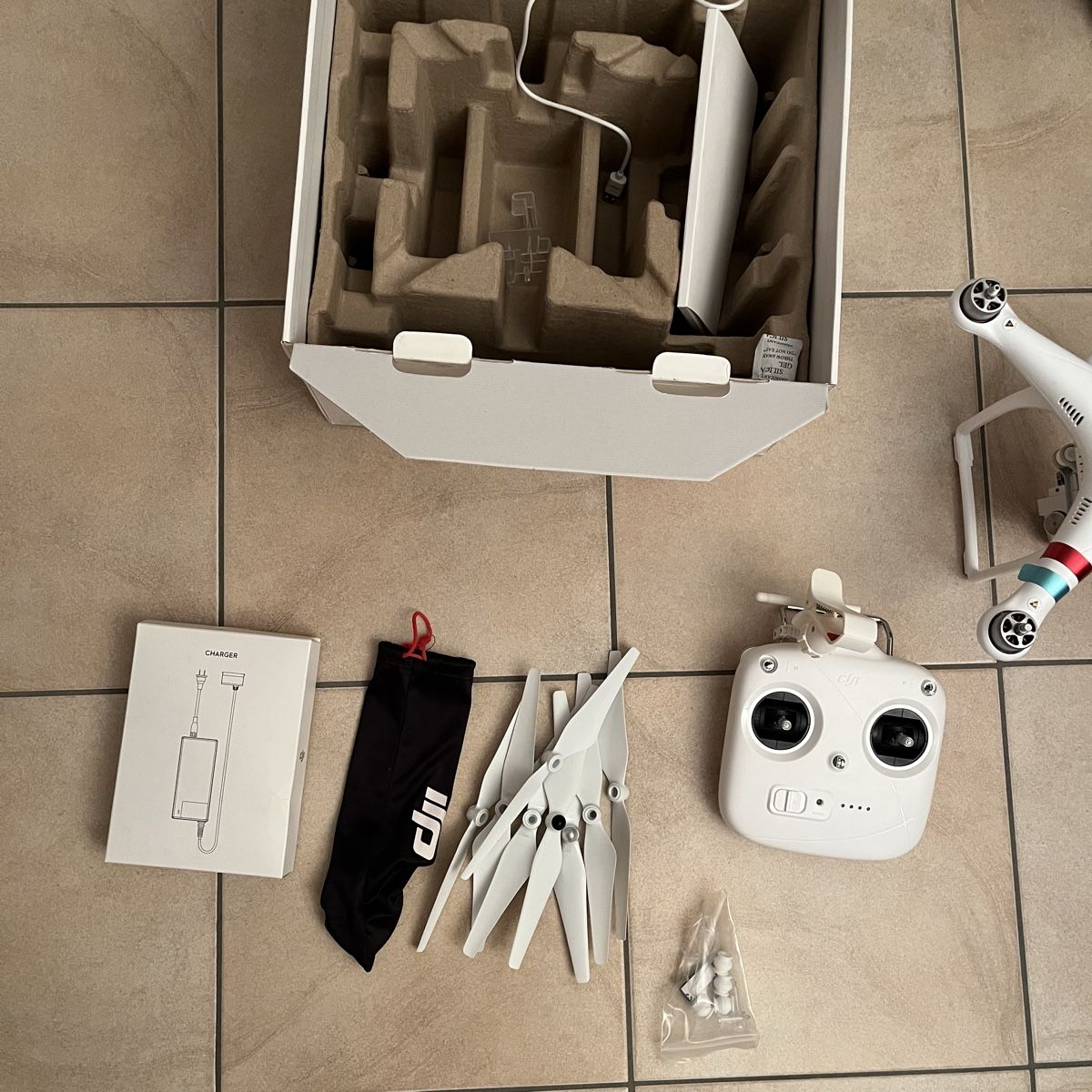 DJI RC Modellbau: DJI Phantom 3 Standard drone – Gebraucht aus Zürich von eliamoli.21 4