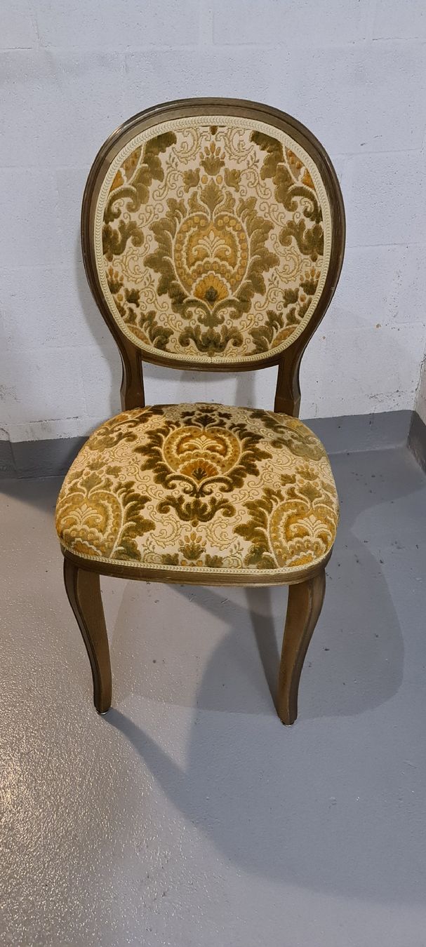 Chaises: Stühle – D'occasion à Niederuzwil par soh_s9fz