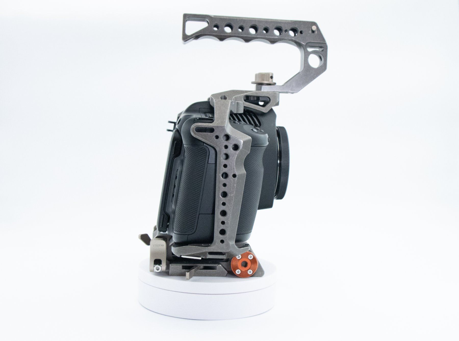 Blackmagic Camcorder: Blackmagic Pocket Cinema Camera 6K Pro + Tilta Advanced Kit – Gebraucht aus Genève von Romain_07 6