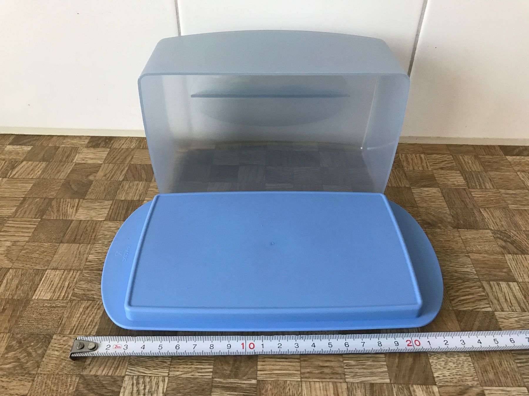 Tupperware Contenitori & Simili: Tupperware    Cakebehälter, Butterbehälter – Usato da Birmensdorf ZH venduto da Hilhan 2