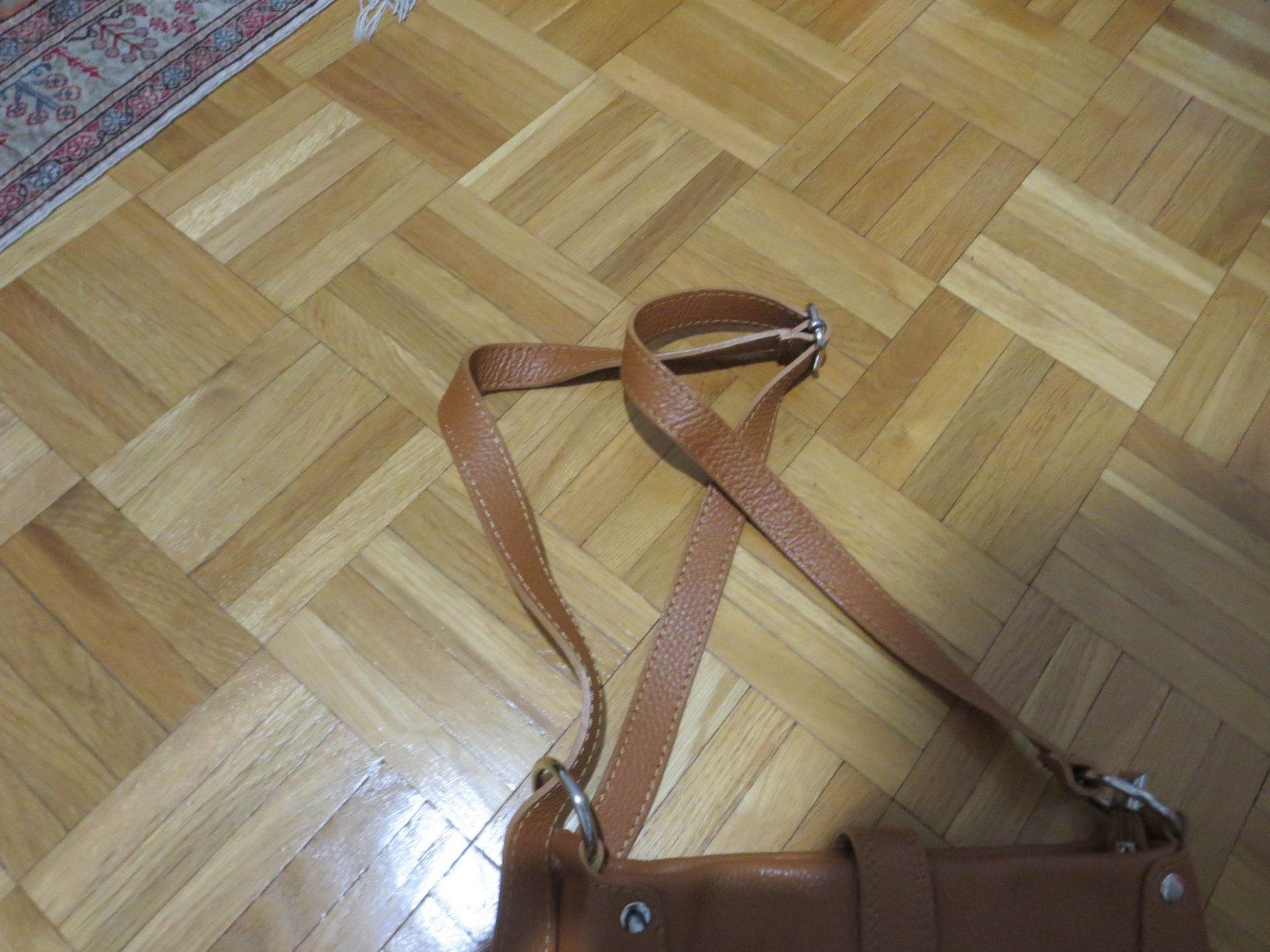 Borse da donna: Damen Leder Hand-Tasche mit Bändel – Usato da Wallisellen venduto da Arvenstube 3