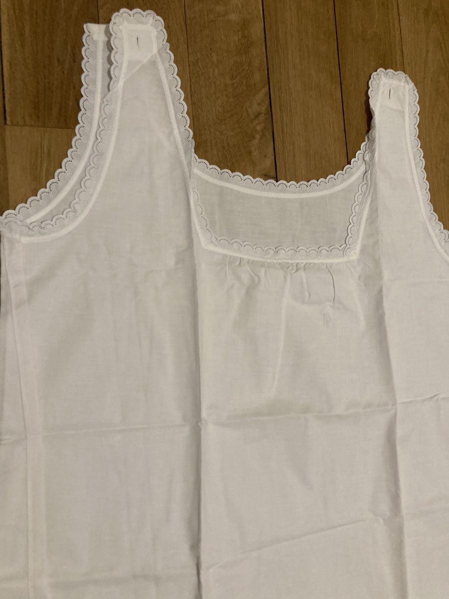 Negligees & Pyjamas: Antikes Nachthemd – Gebraucht aus Zürich von Ekka 1