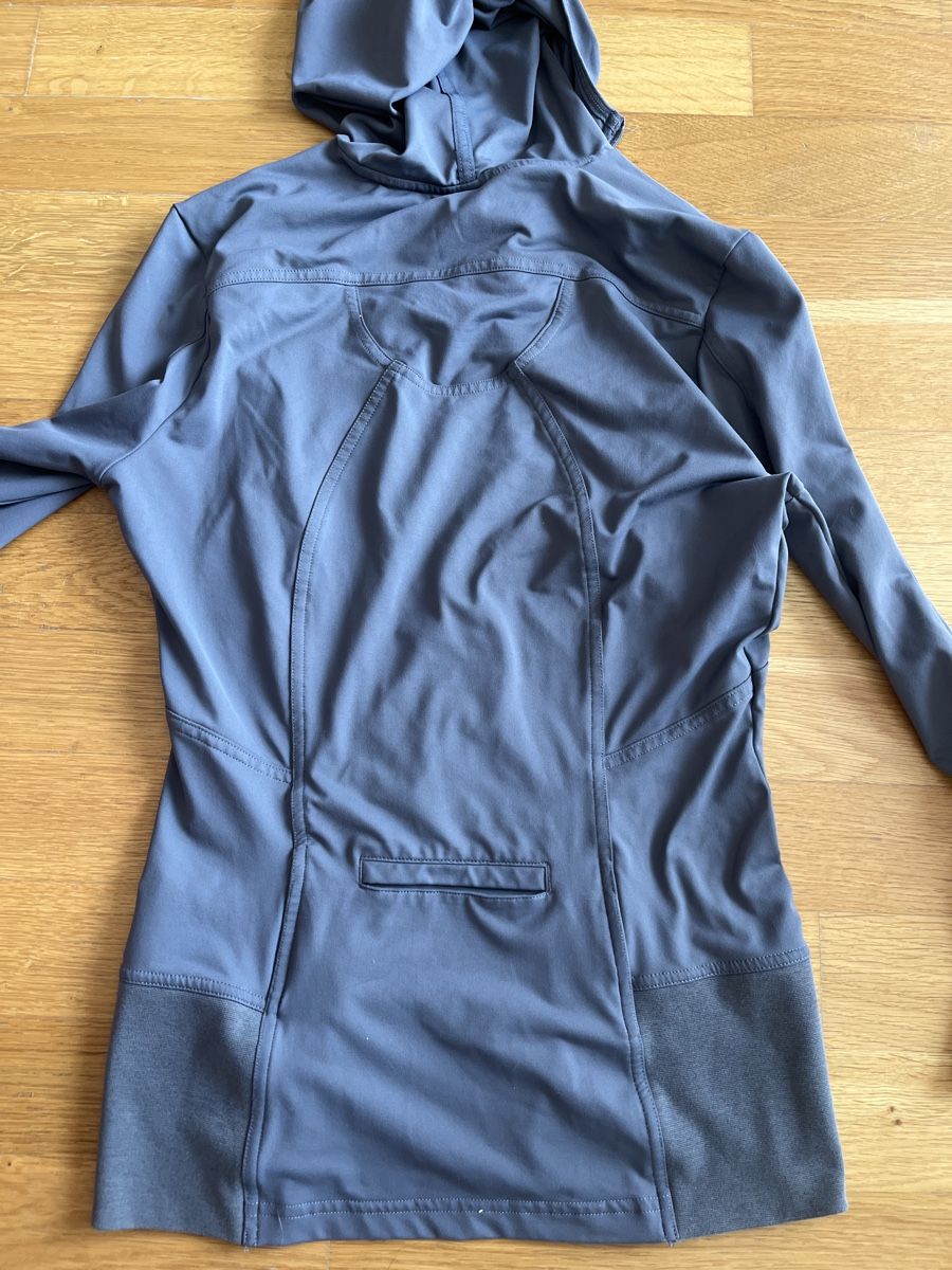 Adidas Maglioni & Felpe: Adidas Stella McCartney Hoody  M, grey – Usato da Zürich venduto da kleinesgrau 4