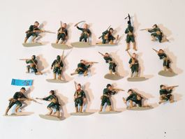 Japan army, 18 Soldats en plastique 5 cm peints à la main