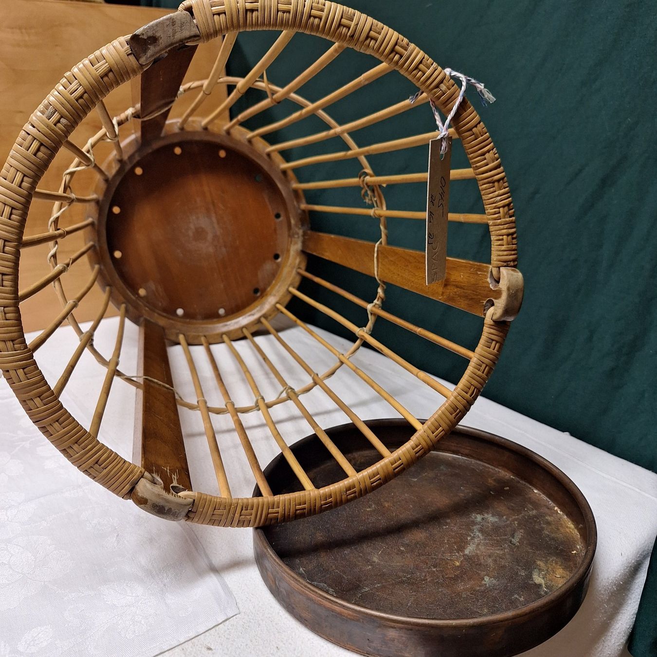 Sonstige Büroeinrichtungen: Vintage, nostalgischer Gehstock oder-Schirmständer – Gebraucht aus Winterthur von Goldpipau 4