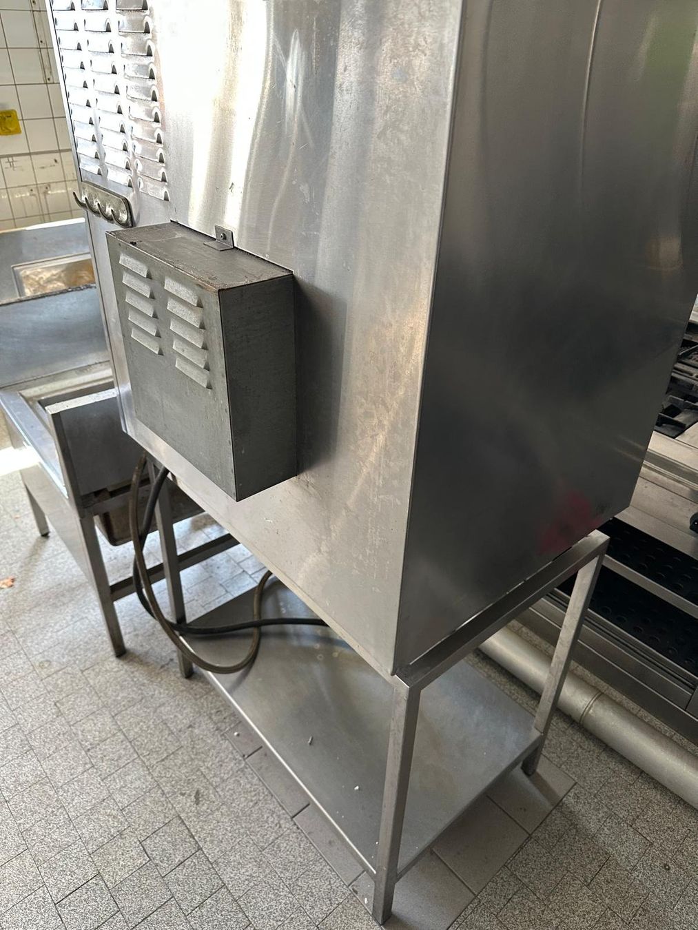 Küchengeräte: Gastronom Heissluftdämpfer – Gebraucht aus Spreitenbach von Space_X 4