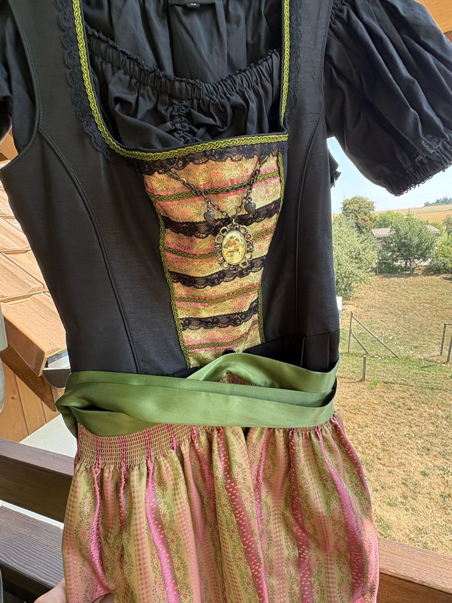 Kleider: Dirndl – Gebraucht aus Rosshäusern von monk30 2