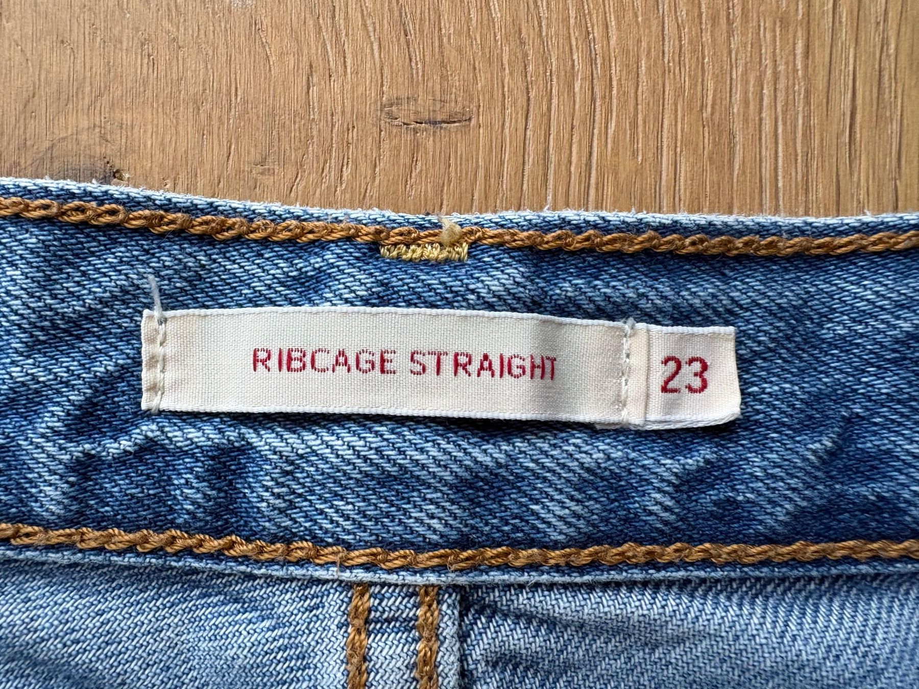 Jeans: Levis Ribcage Straight Jeans – Usato da Egnach venduto da SelinaB. 6