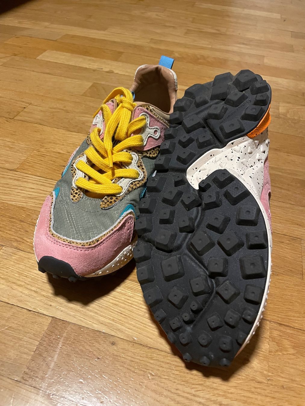 Scarpe da uomo: flower mountain 37 – Nuovo (secondo la descrizione) da Wettingen venduto da Sonnenkuss 4
