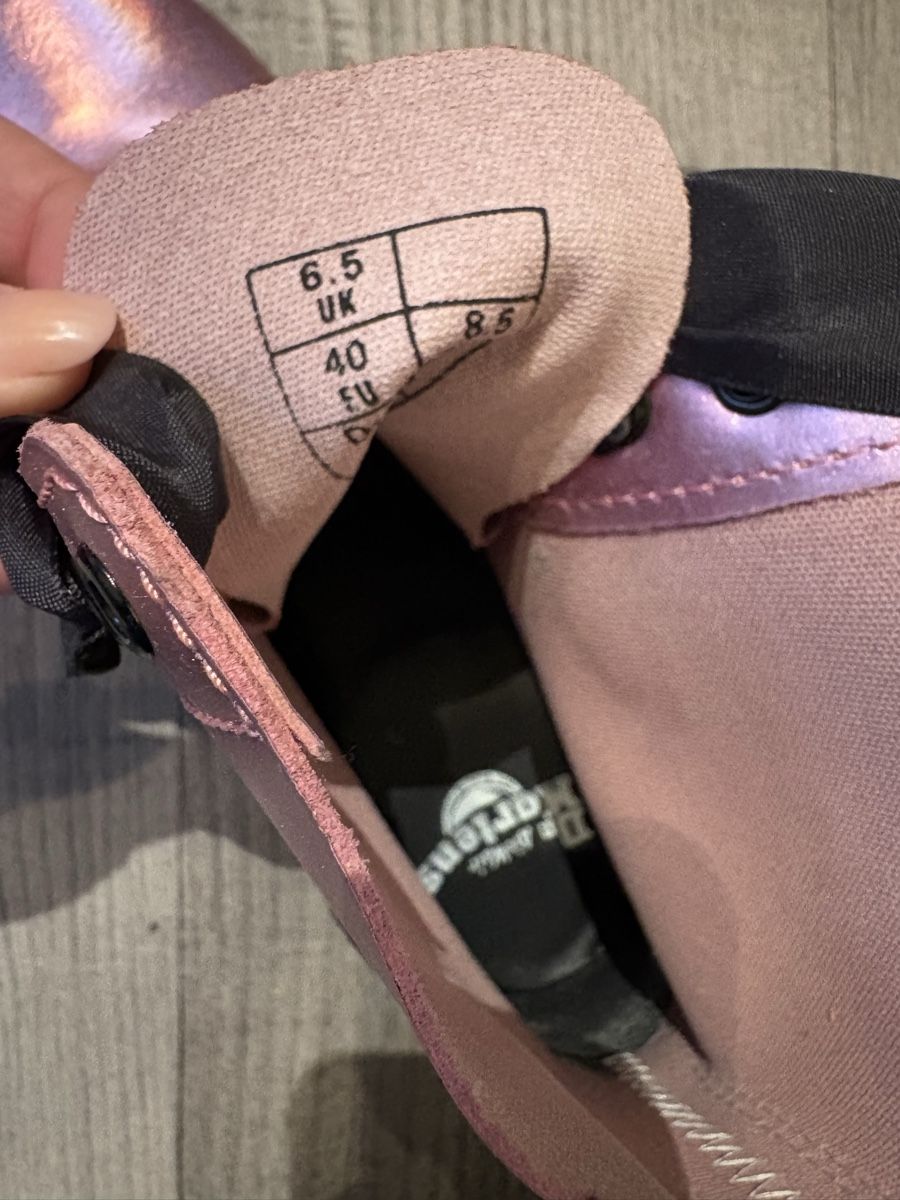Dr. Martens Scarpe da uomo: Dr.Martens Holographique  – Nuovo (secondo la descrizione) da Büren an der Aare venduto da zoe_bx5b 2