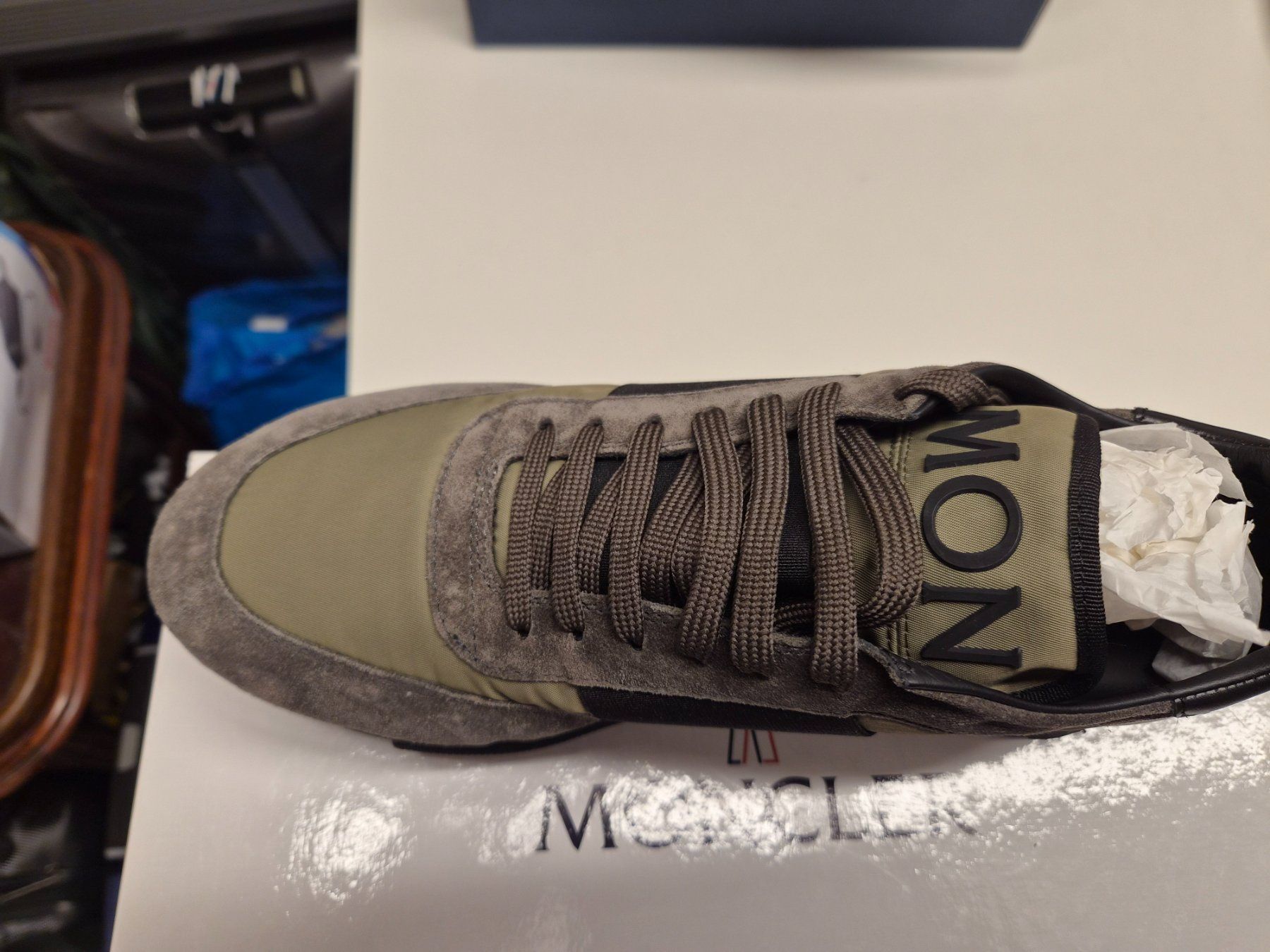 Moncler Herrenschuhe: Moncler Schuhe Leder G.43 Neu – Neu und originalverpackt aus Küsnacht ZH von LuxuryBroker 8