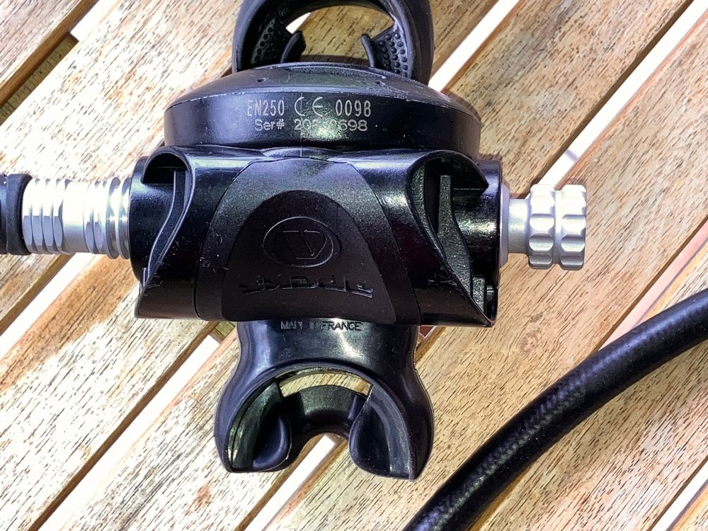 APEKS-Atemregler ATX100/AT20 (Gebraucht) in Otelfingen für CHF 249 ...