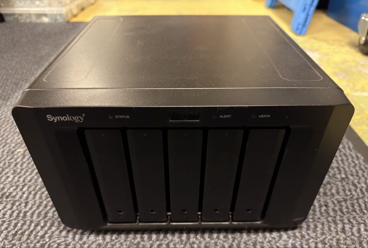 Synology Serveurs: Synology DX517 – D'occasion à Heerbrugg par predch 1