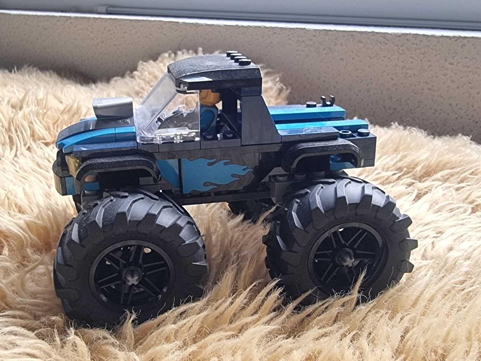 Lego Spielzeuge: Lego Monstertruck – Gebraucht aus Ziefen von sirod82