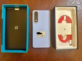 OnePlus Nord 5 5G 512GB / 12GB RAM – Dry Ice – NEU