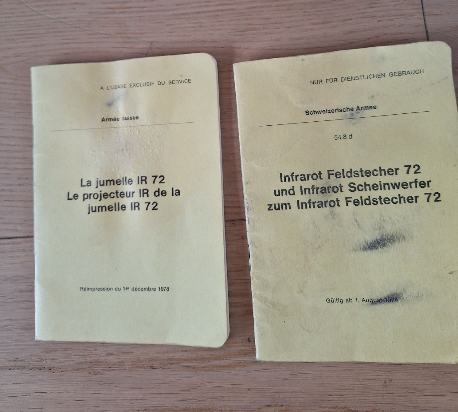 Binocoli: Nachtsichtgerät/ Armeefeldstecher IR 72 Schweizer Armee – Usato da Züberwangen venduto da Christine55 5
