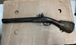 Pistolet décoratif / reproduction