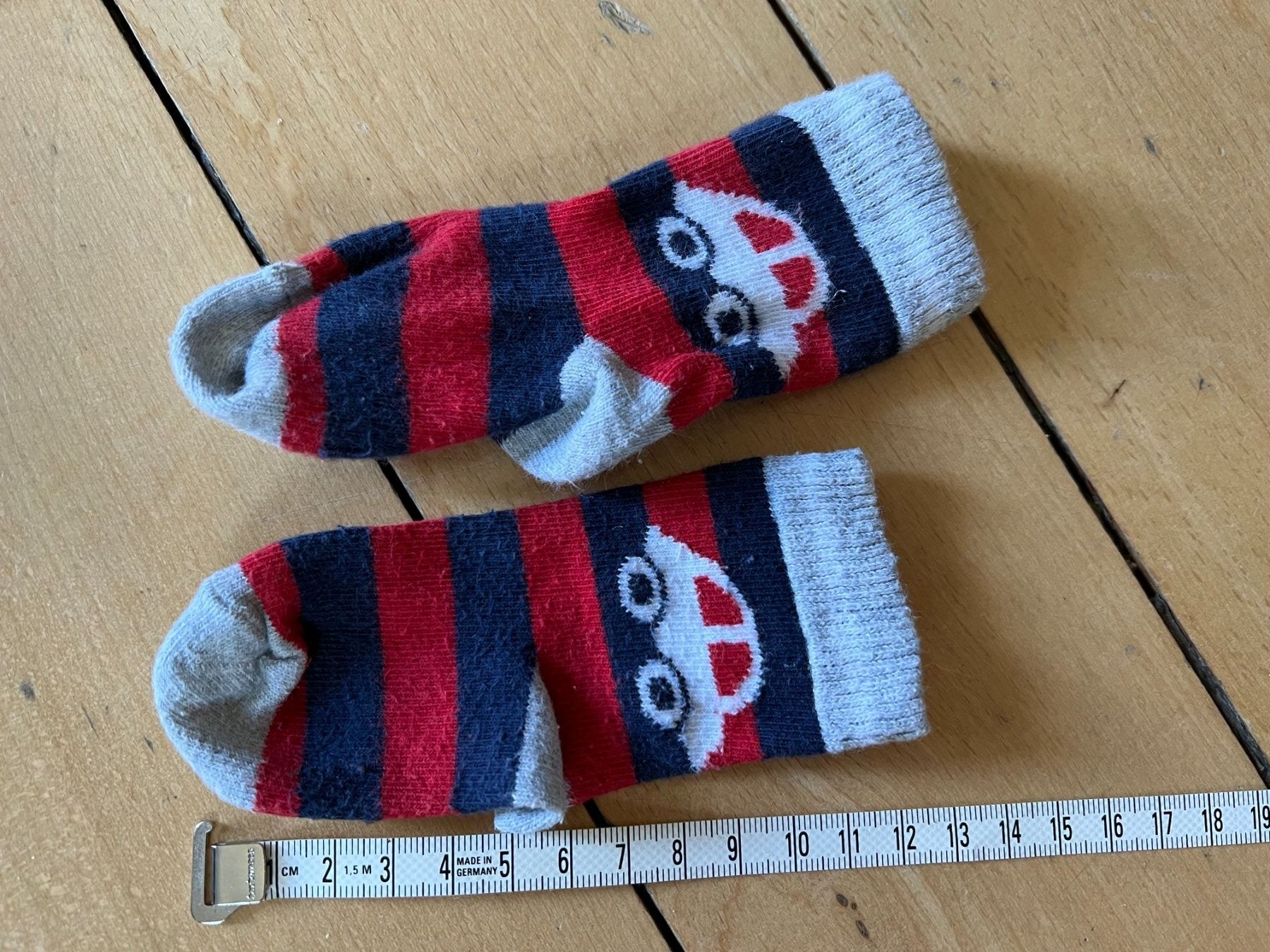 Socken für Kinder: Gr. 18-20 Socken Baby auto – Gebraucht aus Oensingen von katepe