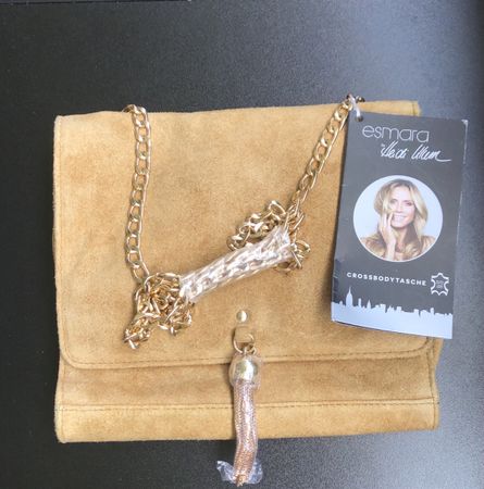 Esmara crossbodytasche neu beige mit Kette
