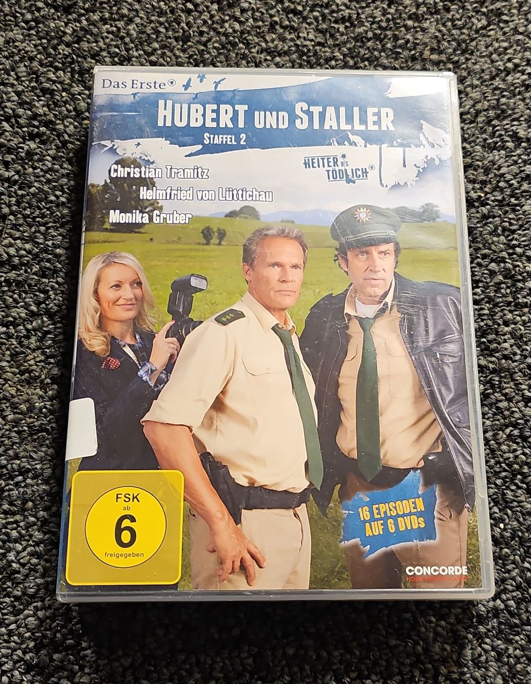 Tutti i DVDs: Hubert und Staller - Staffel 2 – Usato da Ruswil venduto da jan_bxl5