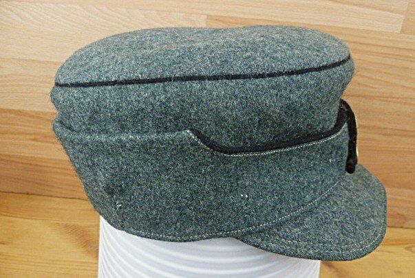 Uniformi: Motorfahrer - Mütze CH Armee Gr. 55 – Usato da Effretikon venduto da Heimstudio 2