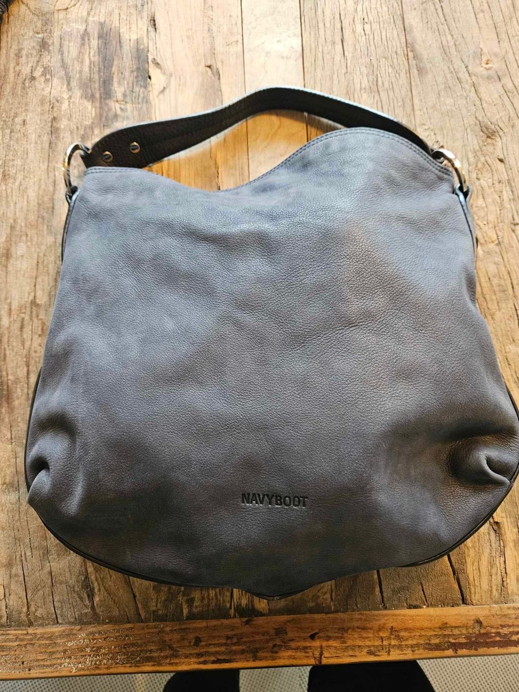 Navyboot Borse da donna: Navyboot Ledertasche – Usato da Luzern venduto da schuhparadies159 2