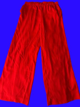 Sommerliche Essentiel Antwerp Hose in leuchtendem Rot, Gr. S