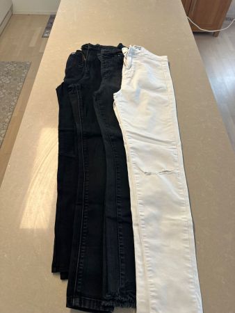 4 Jeans Bundle Schwarz/Weiss Skinny Gr. 38