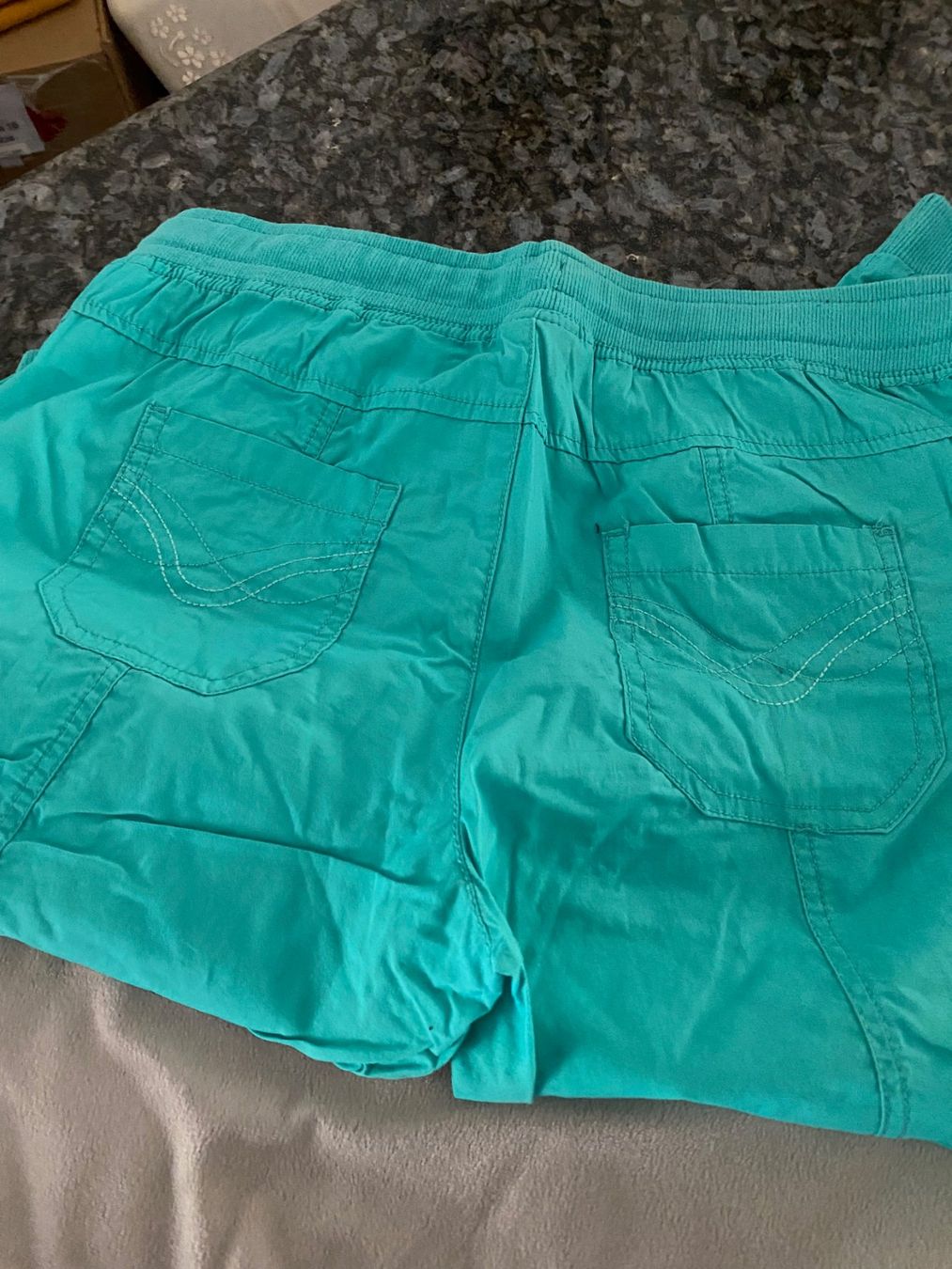 Hosen: 3/4 Sommerhosen Grösse 44 – Gebraucht aus Allenwinden von Obalu 4
