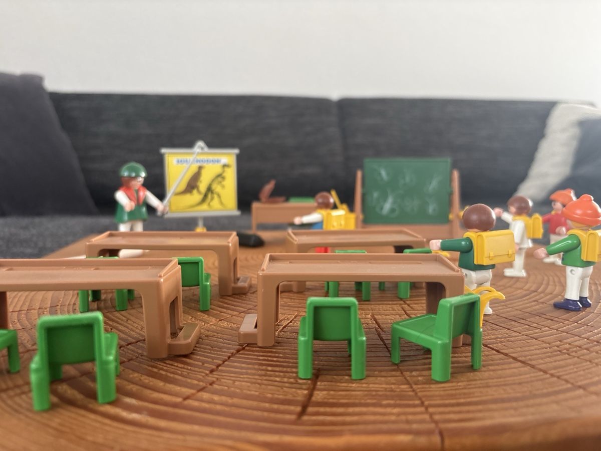 Playmobil Giocattoli: Playmobil alte Schule – Usato da Safenwil venduto da sabikie 1