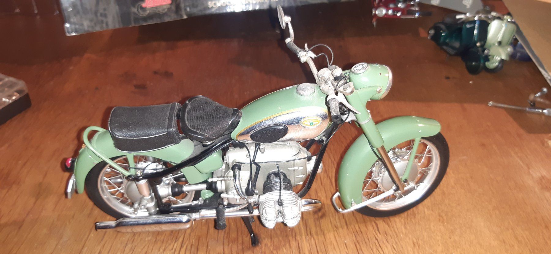 Schuco Kit di modellismo & Modellini statici: Zündapp KS601 1:10 Schuco – Usato da Fehraltorf venduto da STEMAC01TK 2