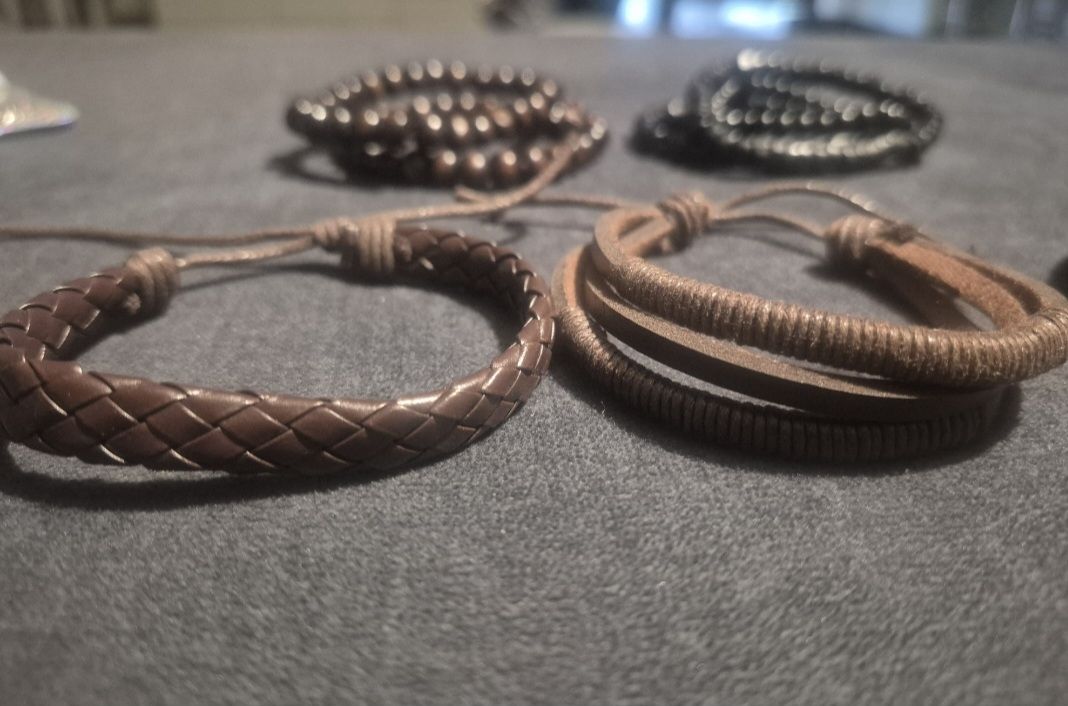Armbänder & -reifen: Lotto bracciali uomo marroni – Neu (gemäss Beschreibung) aus Giubiasco von Stefaniav 2