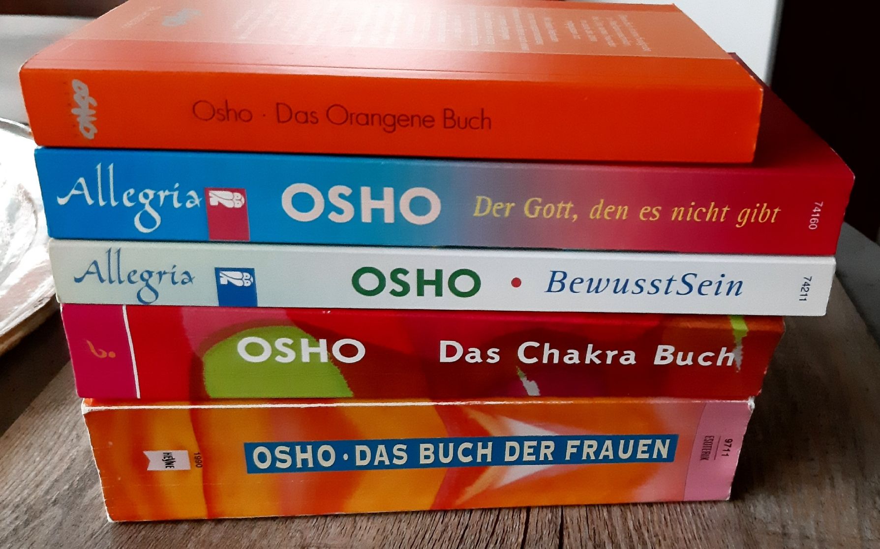 Libri: OSHO  -  5 Taschenbücher – Usato da Tagelswangen venduto da BrigittaC01
