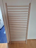 Garderobe/ Holzgitter