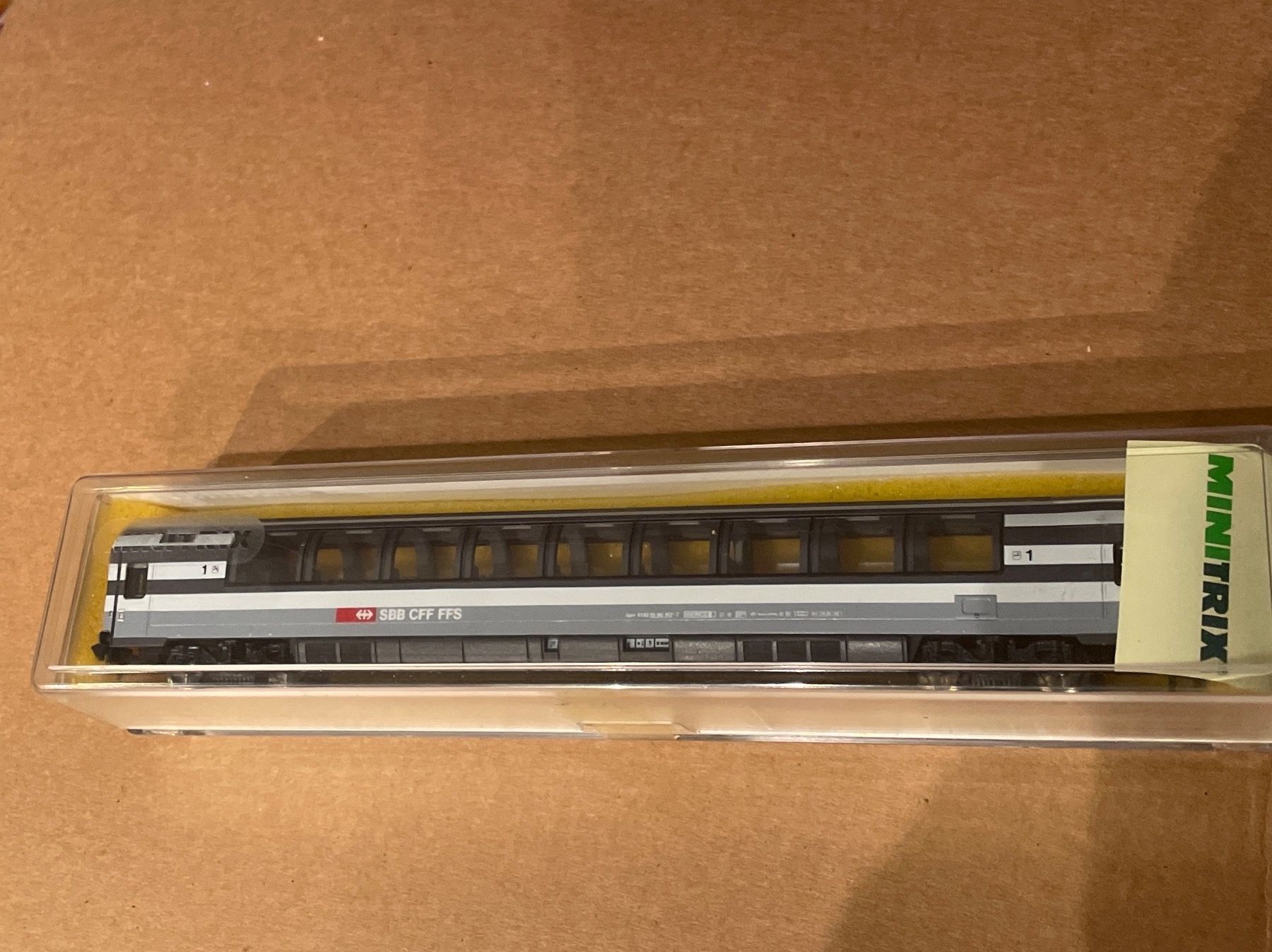 SBB/CFF/FFS Modellini di ferrovie: MINITRIX 13367 Panoramawagen 1.Kl. SBB – Nuovo (secondo la descrizione) da Wohlen AG venduto da NincoA-Z
