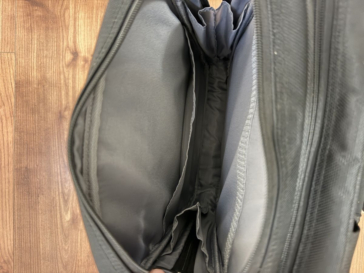 Bugatti Zaini: Bugatti Business Rucksack - Gute Kondition – Usato da Dänikon ZH venduto da RAFIMIKI 3